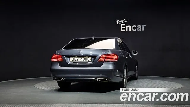 Mercedes-Benz E-Class 2014 — фото 4