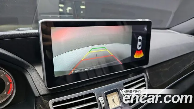 Mercedes-Benz E-Class 2014 — фото 14