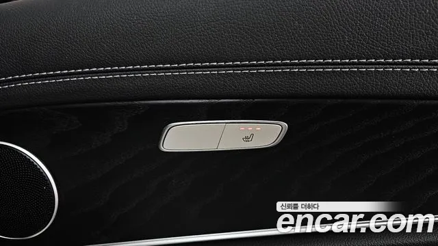 Mercedes-Benz E-Class 2023 — фото 18