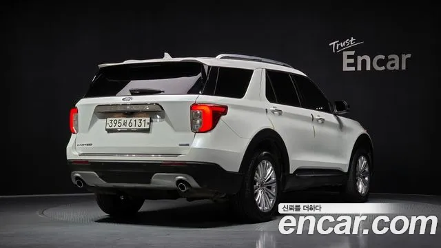 Ford Explorer 2020 — фото 2