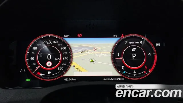 Jaguar XE 2020 — фото 8