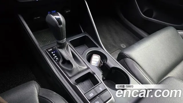 Hyundai Tucson 2017 — фото 9