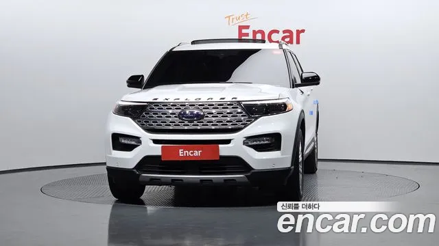 Ford Explorer 2020 — фото 3