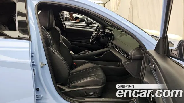 Hyundai AVANTE 2022 — фото 11