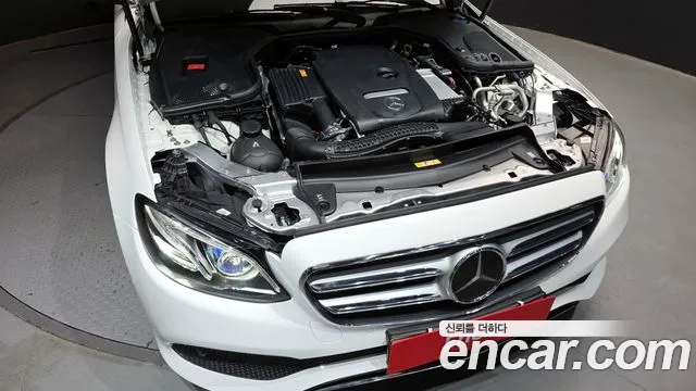 Mercedes-Benz E-Class 2020 — фото 6