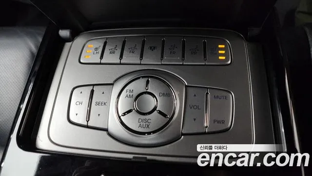 Hyundai Genesis 2012 — фото 18