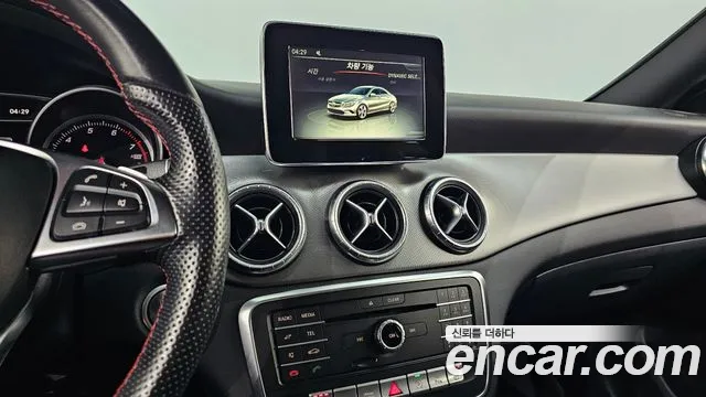 Mercedes-Benz CLA-Class 2018 — фото 17