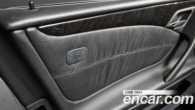 Mercedes-Benz E-Class 2001 — фото 13