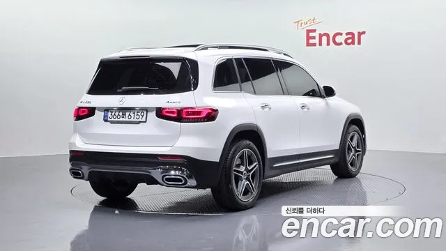 Mercedes-Benz GLB-Class 2022 — фото 2
