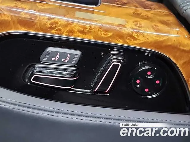 Audi A8 2014 — фото 15