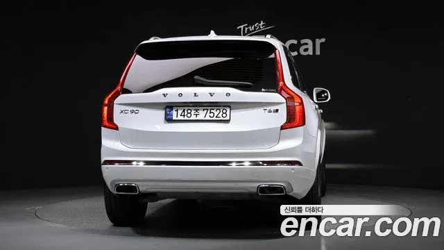 Volvo XC90 2020 — фото 4