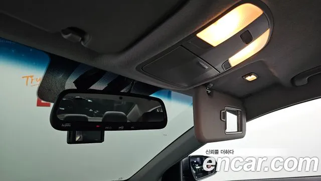 Hyundai AVANTE 2018 — фото 17