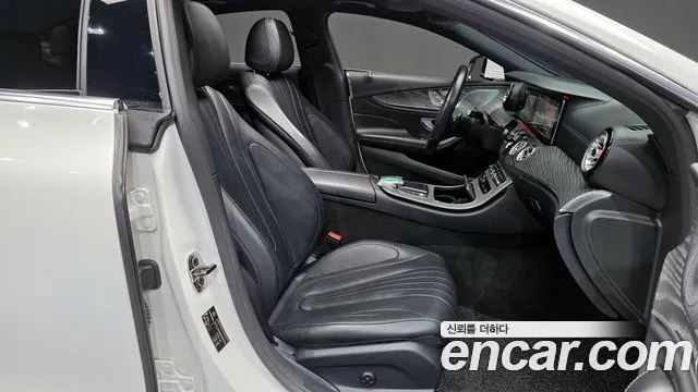Mercedes-Benz CLS-Class 2021 — фото 11