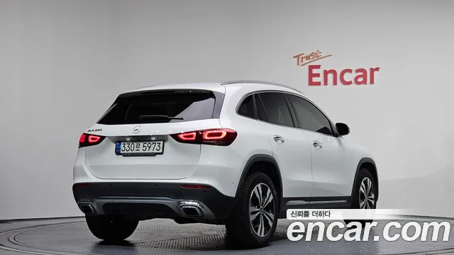 Mercedes-Benz GLA-Class 2021 — фото 2