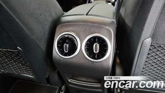Mercedes-Benz GLA-Class 2021 — фото 19