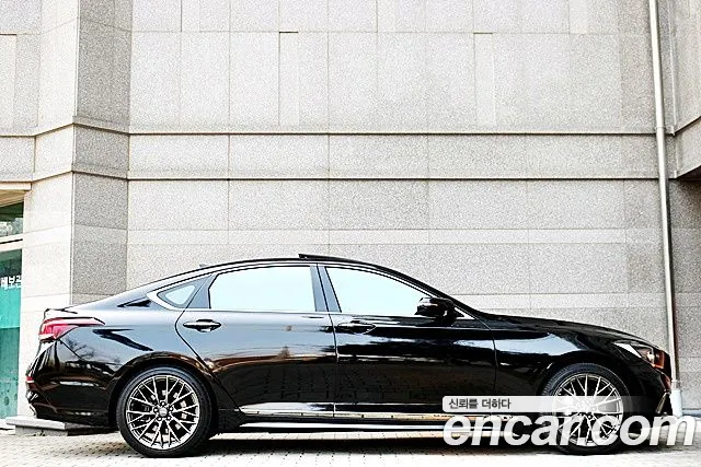 Hyundai Genesis 2015 — фото 6
