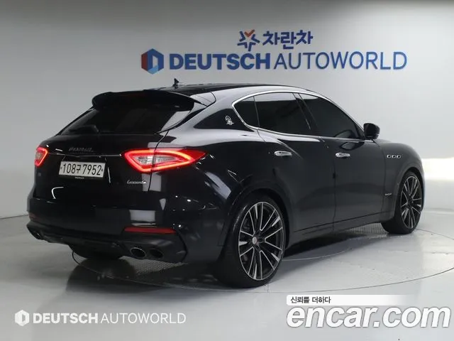 Maserati Levante 2019 — фото 4