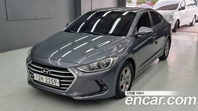 Hyundai AVANTE 2018 — фото 1
