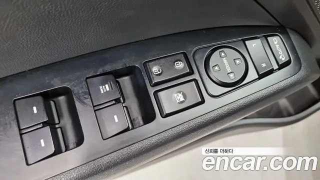 Hyundai AVANTE 2018 — фото 15