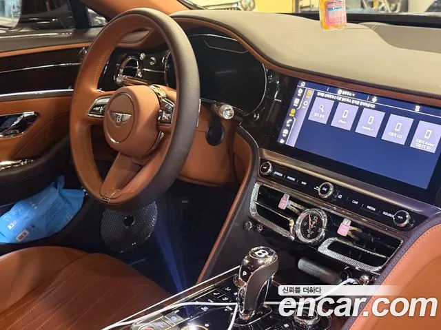 Bentley Flying Spur 2021 — фото 11