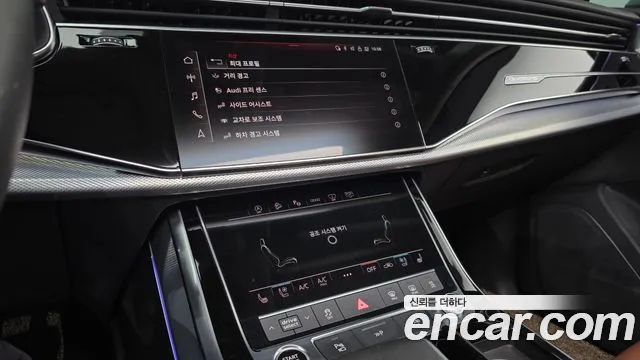 Audi Q7 2021 — фото 14