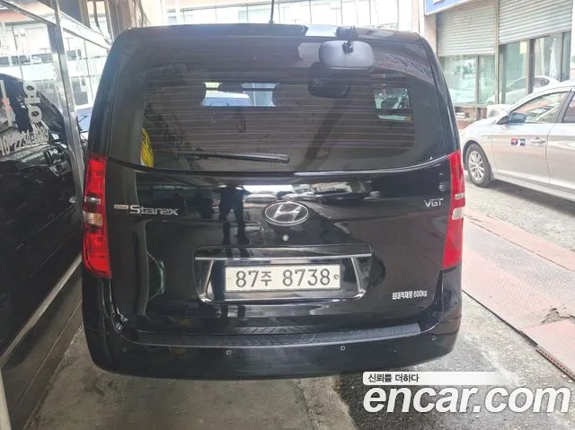 Hyundai Starex 2021 — фото 4