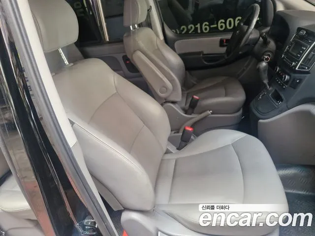 Hyundai Starex 2021 — фото 14