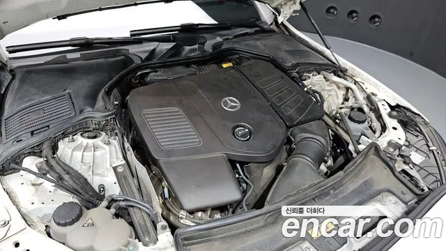 Mercedes-Benz C-Class 2023 — фото 6