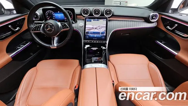 Mercedes-Benz C-Class 2023 — фото 7