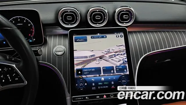 Mercedes-Benz C-Class 2023 — фото 14