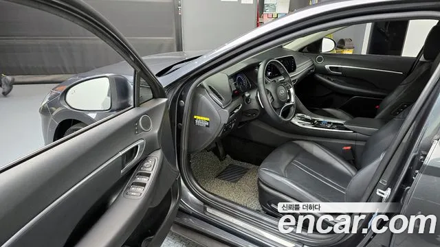 Hyundai Sonata 2020 — фото 10