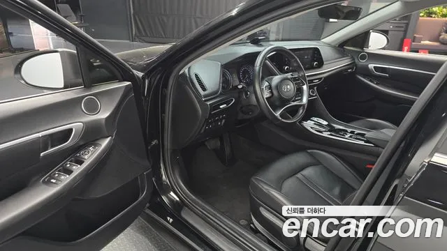 Hyundai Sonata 2022 — фото 11
