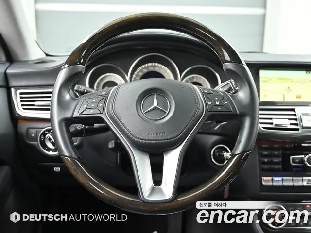 Mercedes-Benz CLS-Class 2012 — фото 13