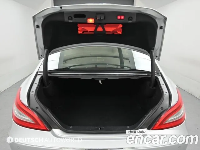 Mercedes-Benz CLS-Class 2012 — фото 19