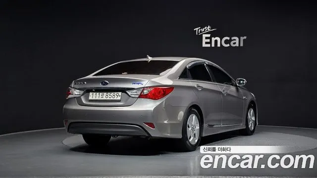 Hyundai Sonata 2012 — фото 2