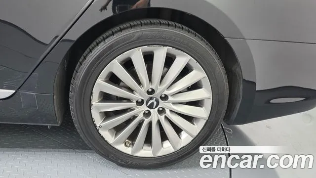 Hyundai Equus 2015 — фото 5