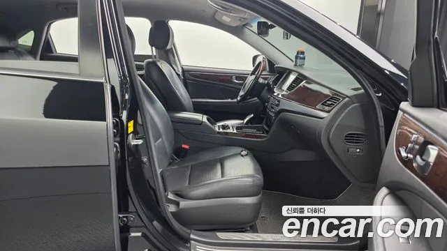 Hyundai Equus 2015 — фото 10