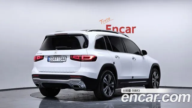 Mercedes-Benz GLB-Class 2021 — фото 2