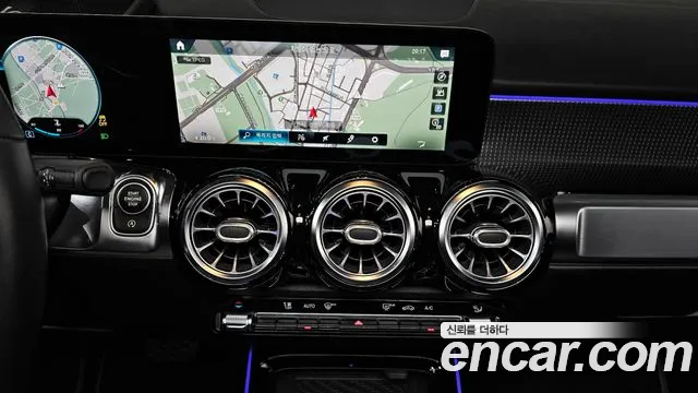 Mercedes-Benz GLB-Class 2021 — фото 16