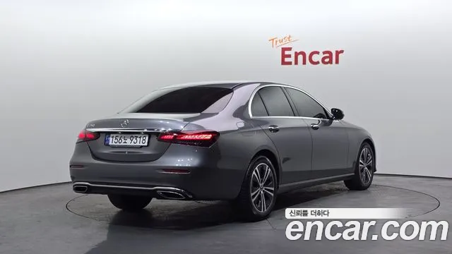 Mercedes-Benz E-Class 2021 — фото 2