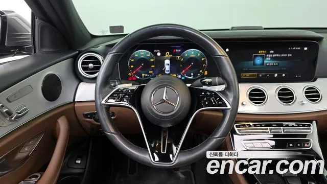 Mercedes-Benz E-Class 2021 — фото 13
