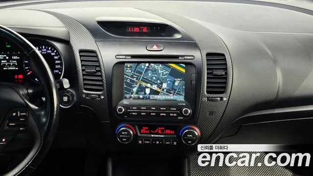 Kia K3 2015 — фото 15