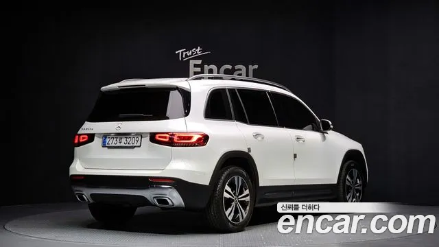 Mercedes-Benz GLB-Class 2022 — фото 2