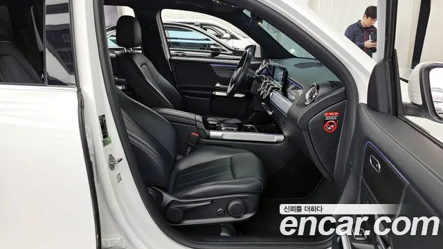 Mercedes-Benz GLB-Class 2022 — фото 11