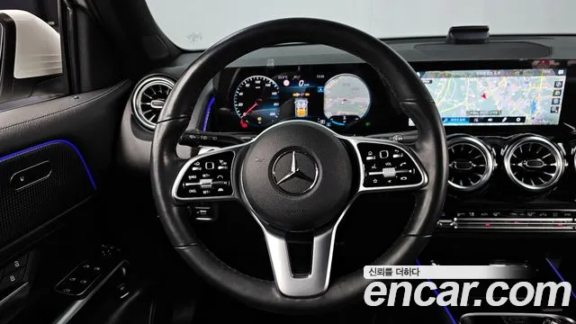 Mercedes-Benz GLB-Class 2022 — фото 13