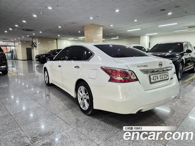 Nissan Altima 2016 — фото 4