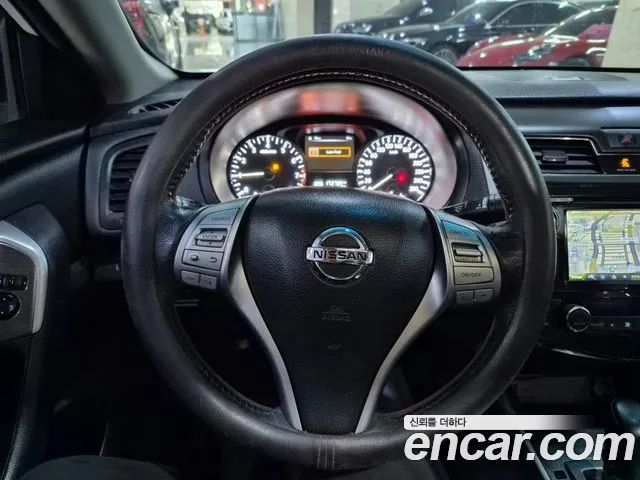 Nissan Altima 2016 — фото 8