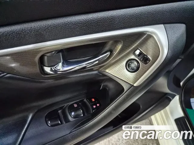 Nissan Altima 2016 — фото 15
