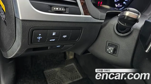 Hyundai Genesis 2014 — фото 16
