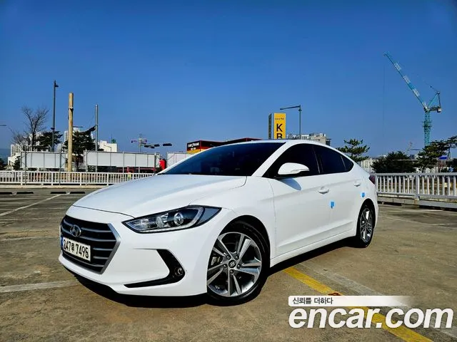 Hyundai AVANTE 2018 — фото 1